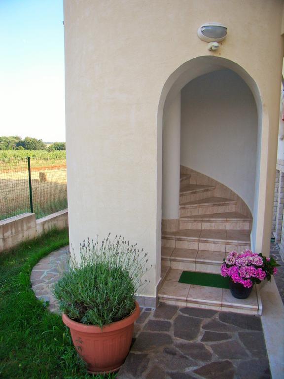 Apartments Sv. Pelegrin Umag Exterior foto