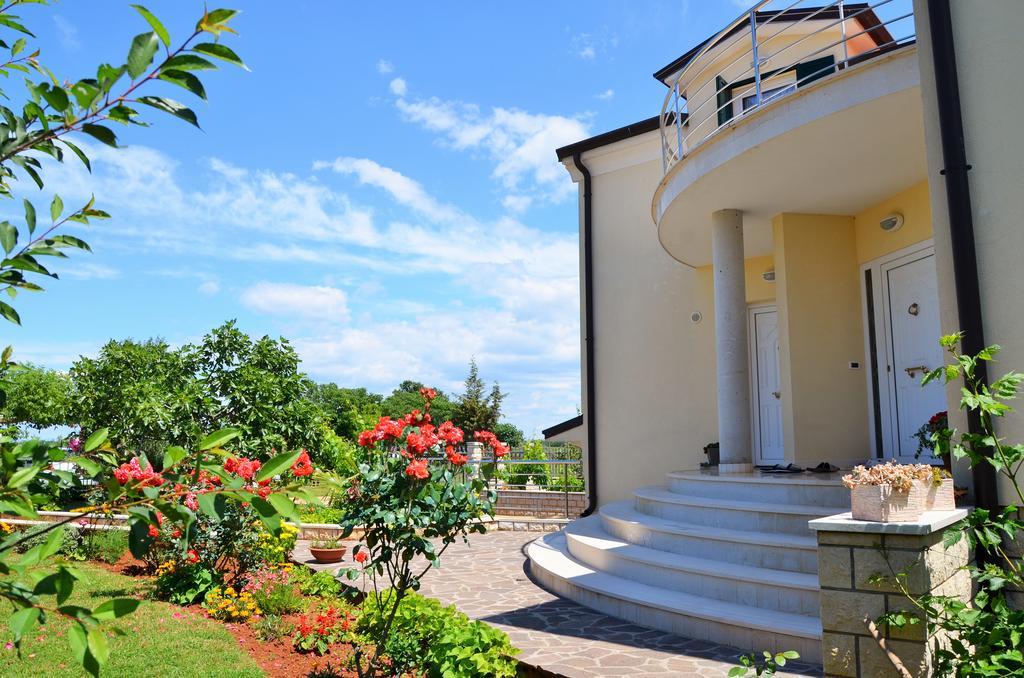 Apartments Sv. Pelegrin Umag Exterior foto